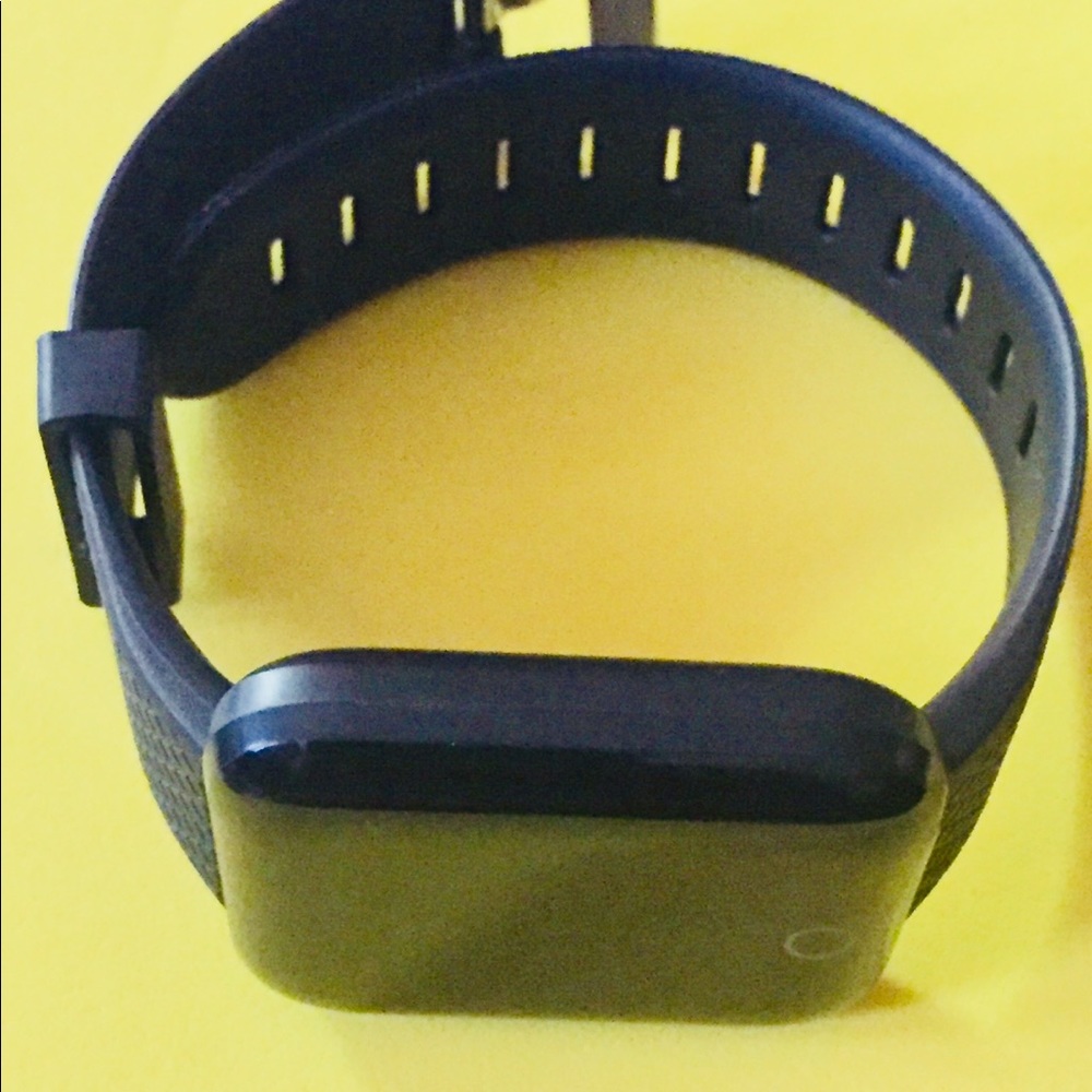 iOS/Android smart fitness tracking watch